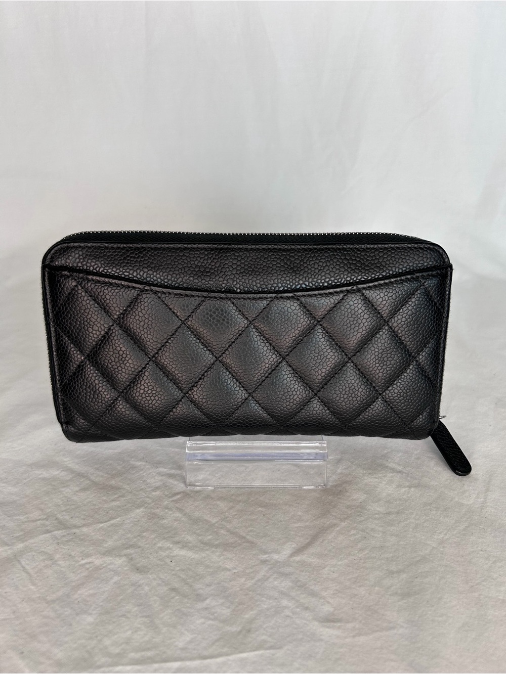 CHANEL Black Quilted Caviar Leather Zip Wallet with Silver CC - Picture 4 of 6